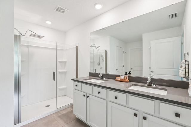 1804 TAHITIAN SUNRISE DRIVE, Plant City, FL 33565