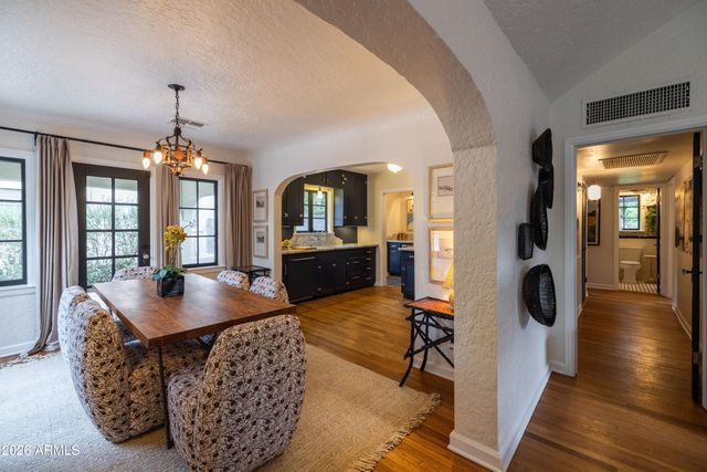 313 W WILSHIRE Drive, Phoenix, AZ 85003