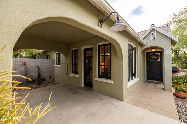 313 W WILSHIRE Drive, Phoenix, AZ 85003
