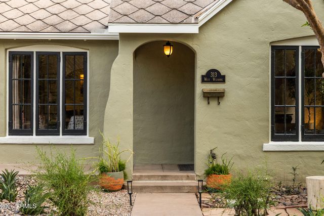 313 W WILSHIRE Drive, Phoenix, AZ 85003