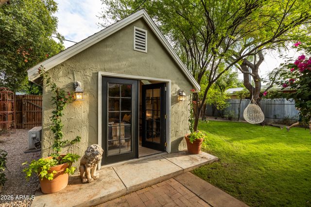 313 W WILSHIRE Drive, Phoenix, AZ 85003