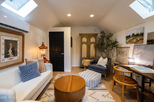 313 W WILSHIRE Drive, Phoenix, AZ 85003