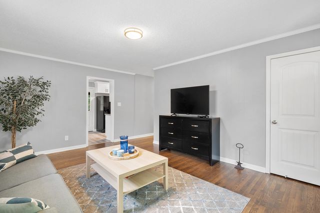 201 Michael St, Spartanburg, SC 29303