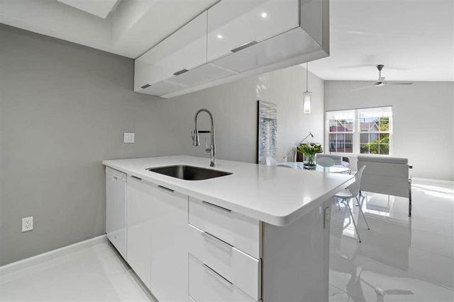 119 Waterside Drive, Hypoluxo, FL 33462