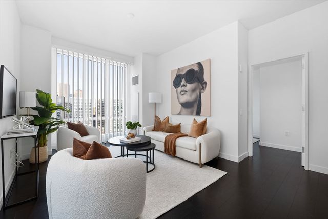 150 Seaport Blvd B, Boston, MA 02210