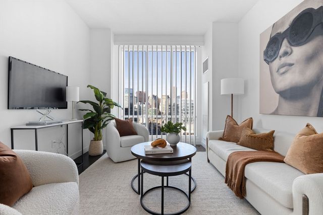 150 Seaport Blvd B, Boston, MA 02210