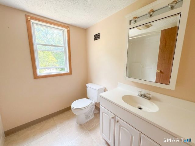 12 Arbutus Street, East Hartford, CT 06108