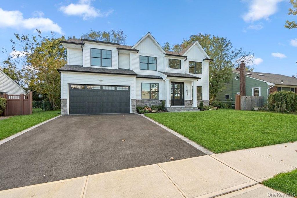 32 Jerold Street, Plainview, NY 11803 — photo 5