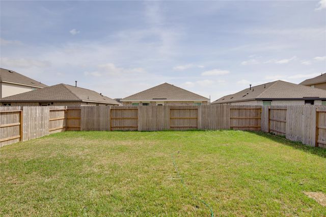 10915 Tawny Ridge, Beasley, TX 77417
