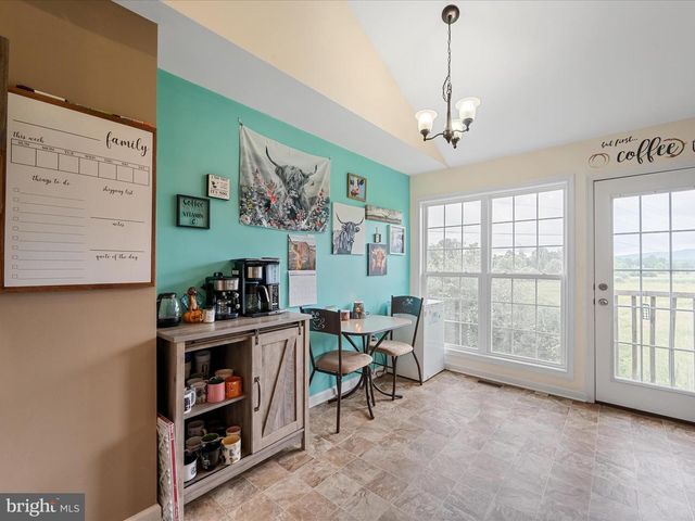 42 BAILEY LN, Capon Bridge, WV 26711
