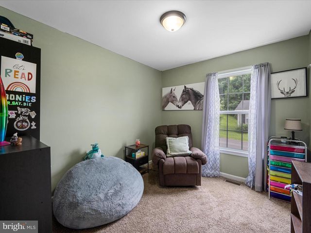 42 BAILEY LN, Capon Bridge, WV 26711