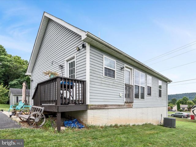 42 BAILEY LN, Capon Bridge, WV 26711