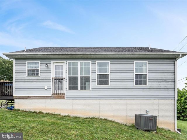 42 BAILEY LN, Capon Bridge, WV 26711