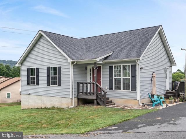 42 BAILEY LN, Capon Bridge, WV 26711