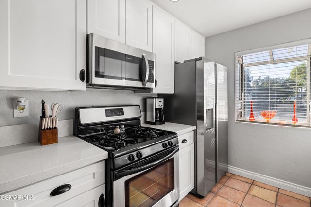 5204 Columbus Place, Oxnard, CA 93033