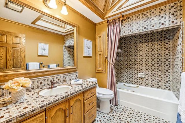 5 Ocean View Road, Los Gatos, CA 95033