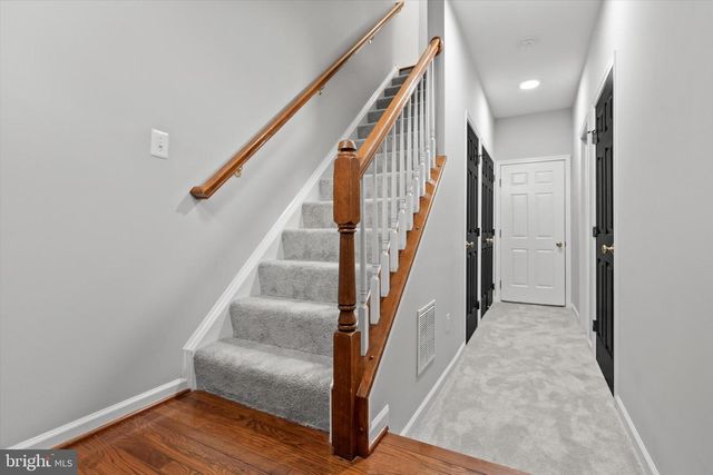 42806 LONGWORTH TER, Chantilly, VA 20152