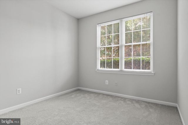 42806 LONGWORTH TER, Chantilly, VA 20152