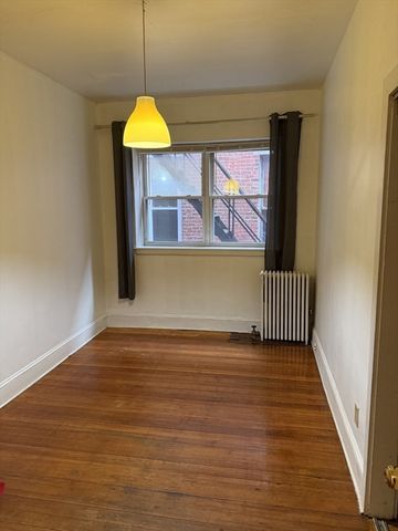 1834 Beacon St 11, Brookline, MA 02445