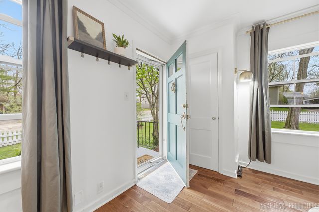 923 South Avenue, St. Charles, IL 60174