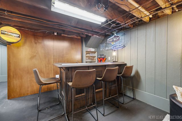 923 South Avenue, St. Charles, IL 60174