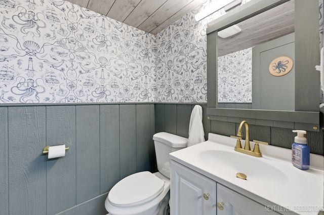 923 South Avenue, St. Charles, IL 60174