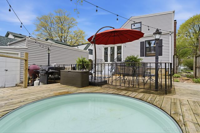 923 South Avenue, St. Charles, IL 60174