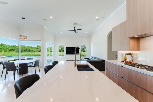 4197 Finishline Terrace, Davie, FL 33330