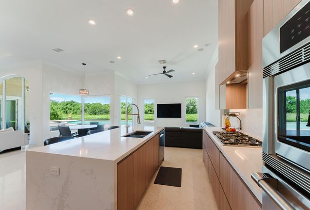 4197 Finishline Terrace, Davie, FL 33330