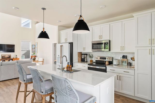 222 BISHOPGATE LN, Crozet, VA 22932
