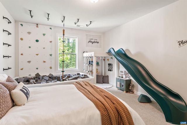 222 BISHOPGATE LN, Crozet, VA 22932
