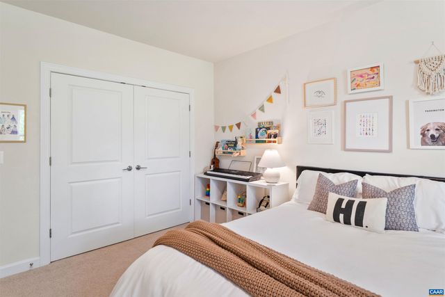222 BISHOPGATE LN, Crozet, VA 22932