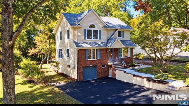 447 Manchester Avenue, Haledon, NJ 07508