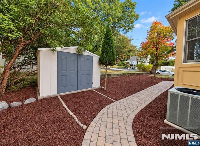 447 Manchester Avenue, Haledon, NJ 07508