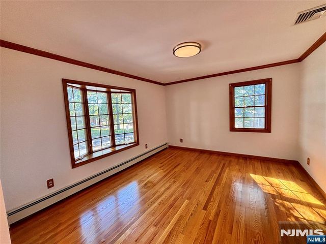 447 Manchester Avenue, Haledon, NJ 07508