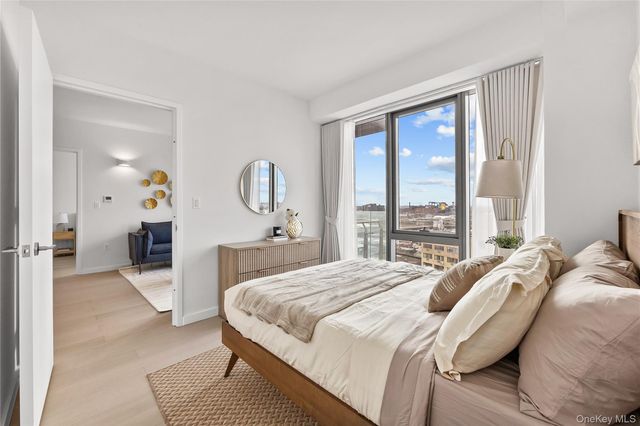 33-71 Prince Street 14H, Flushing, NY 11354