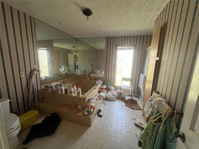 380 Madeira Circle SW, Smyrna, GA 30082