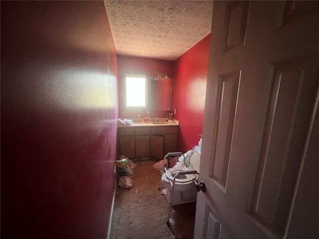 380 Madeira Circle SW, Smyrna, GA 30082