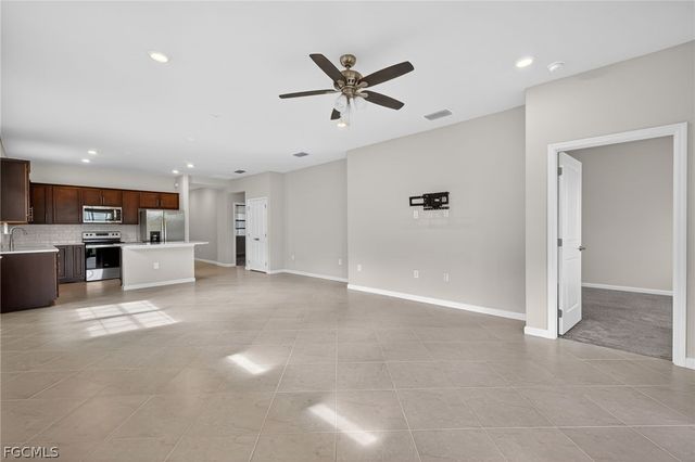 16669 Rolling Rock BLVD, Alva, FL 33920