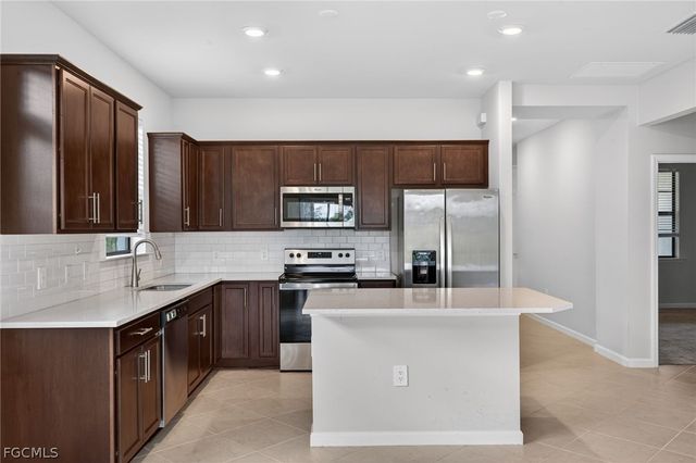 16669 Rolling Rock BLVD, Alva, FL 33920