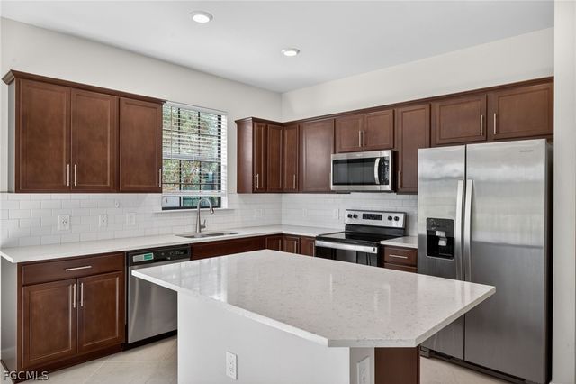 16669 Rolling Rock BLVD, Alva, FL 33920