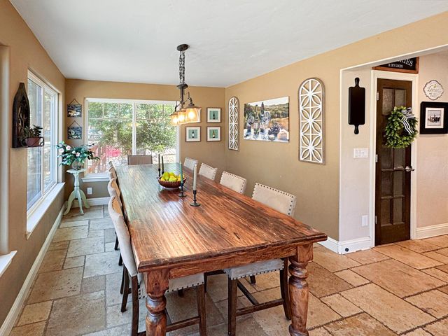 26525 Table Meadow Rd, Auburn, CA 95602