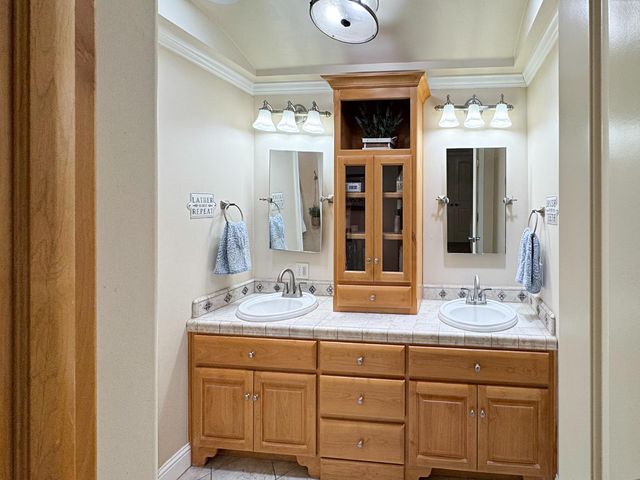 26525 Table Meadow Rd, Auburn, CA 95602