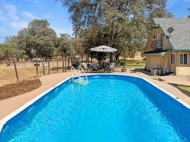 26525 Table Meadow Rd, Auburn, CA 95602