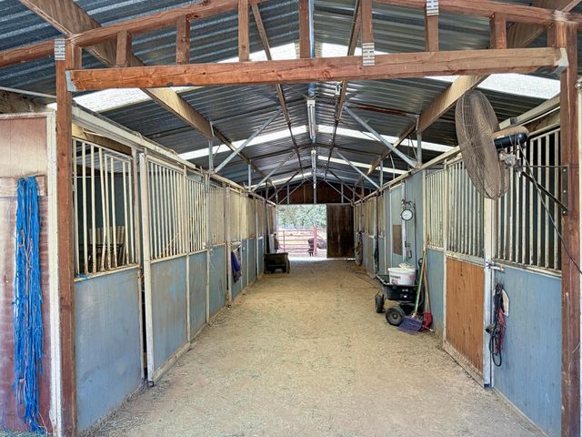 26525 Table Meadow Rd, Auburn, CA 95602