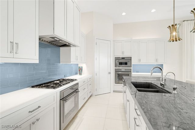 18492 Miromar Lakes BLVD W, Miromar Lakes, FL 33913