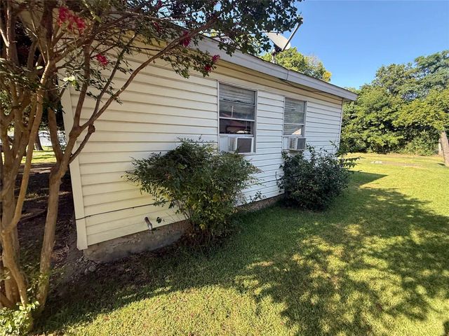 3008 Ballinger Drive, Garland, TX 75041