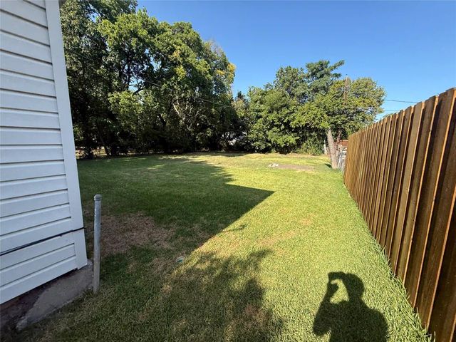 3008 Ballinger Drive, Garland, TX 75041