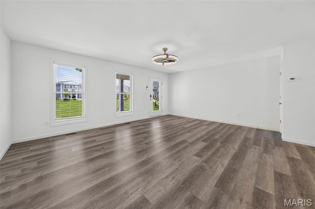 108 Tiber Way, St Charles, MO 63301