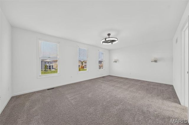 108 Tiber Way, St Charles, MO 63301
